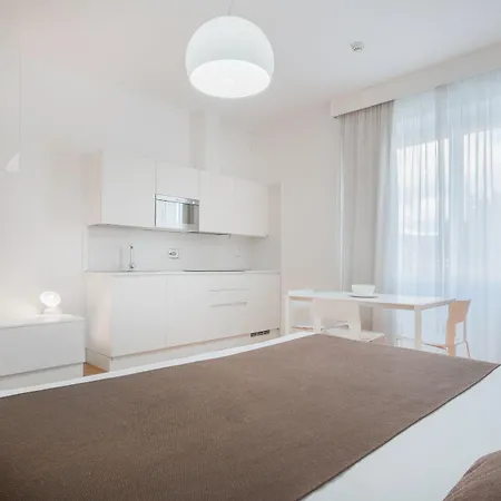 Felix - Grandi Magazzini 3*