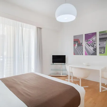 Felix - Grandi Magazzini Ξενοδοχείο με διαμερίσματα Νουόρο